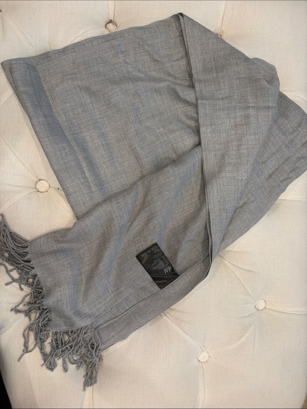 H&M Light Gray women’s  Fringe Scarf